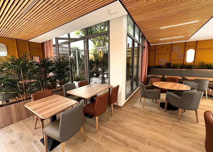 酒店 Hotellerie L'enclos Rey *