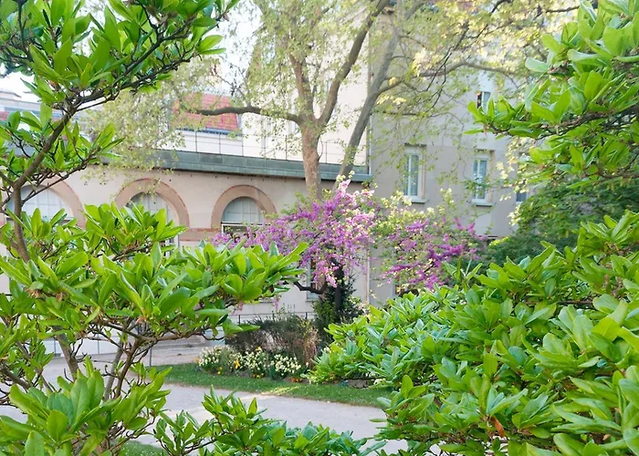 Hotel Hotellerie L'enclos Rey *